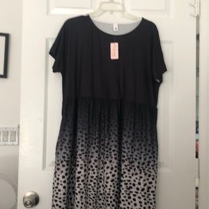 COPY - NWT Womens XL dress
